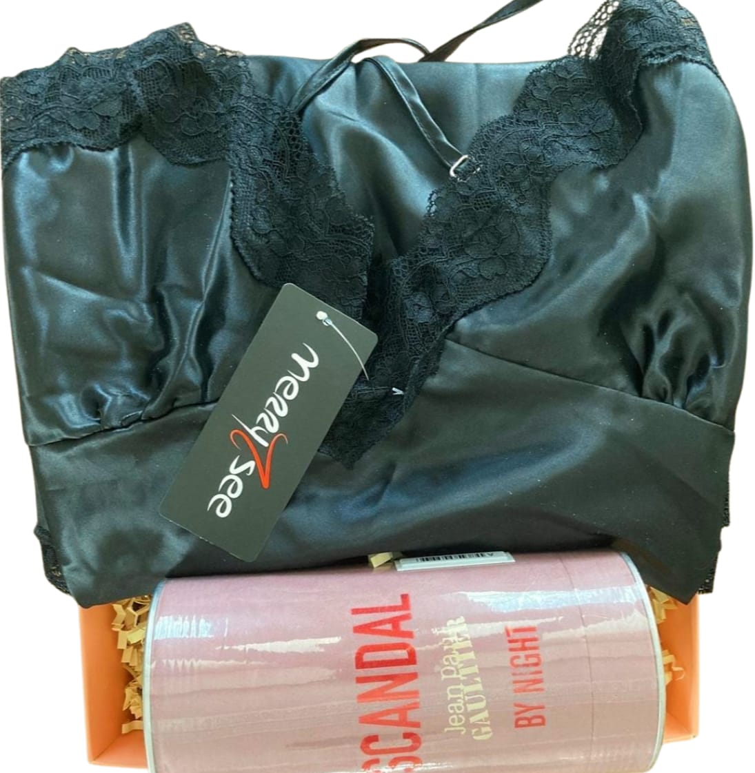 SKANDAL HEDİYE, HEDİYE SETİ, DOĞUM GÜNÜ HEDİYESİ, SEVGİLİYE ÖZEL HEDİYE, KİŞİYE ÖZEL HEDİYE, KADINA HEDİYE, ERKEĞE HEDİYE, ROMANTİK HEDİYE