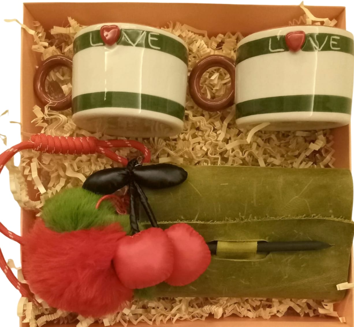 İKİ DELİ HEDİYE, HEDİYE SETİ, DOĞUM GÜNÜ HEDİYESİ, SEVGİLİYE ÖZEL HEDİYE, KİŞİYE ÖZEL HEDİYE, KADINA HEDİYE, ERKEĞE HEDİYE, ROMANTİK HEDİYE hediye kutusu